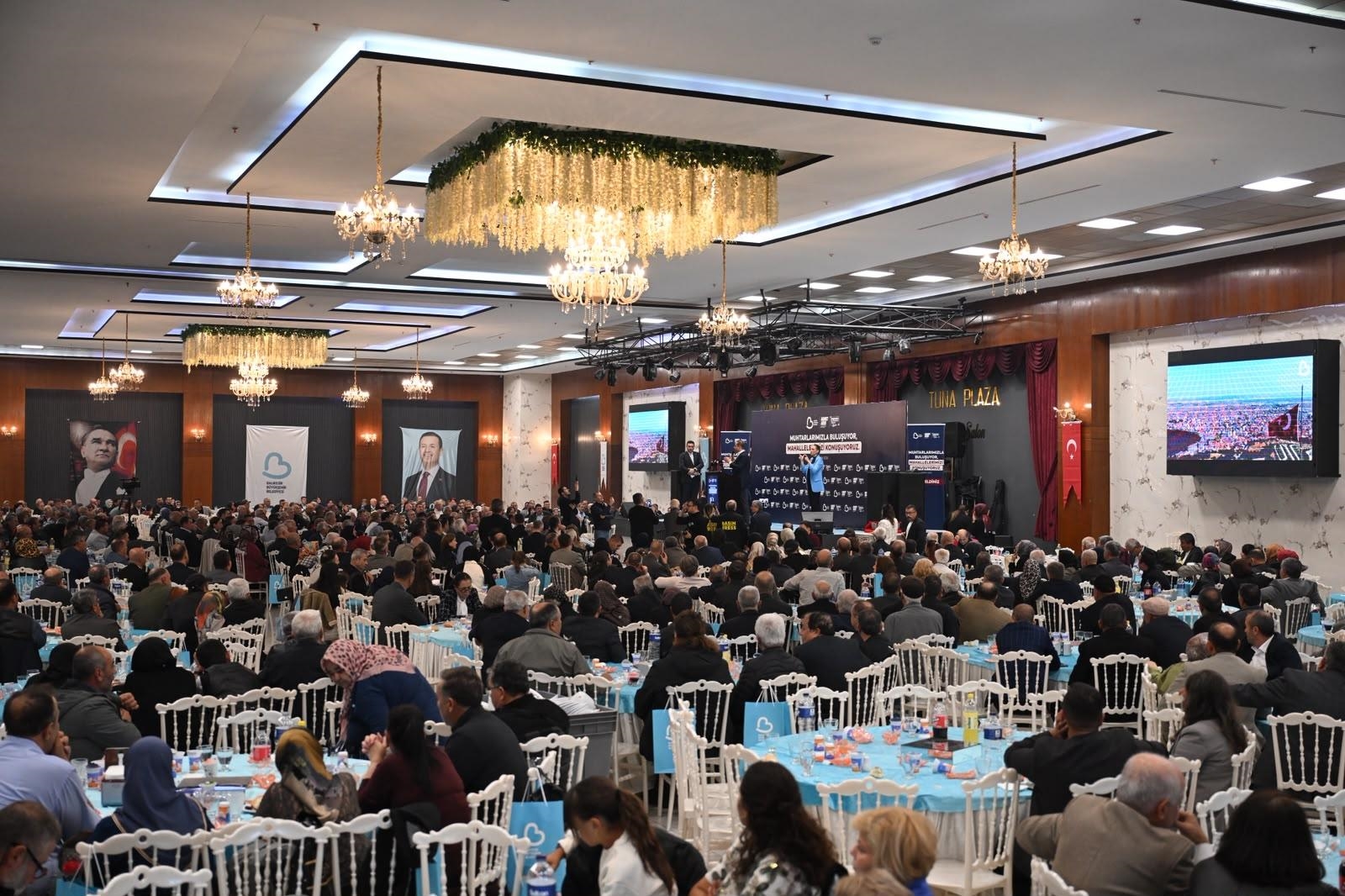 Akın, Muhtarlar ve Aileleriyle Bir Araya Geldi